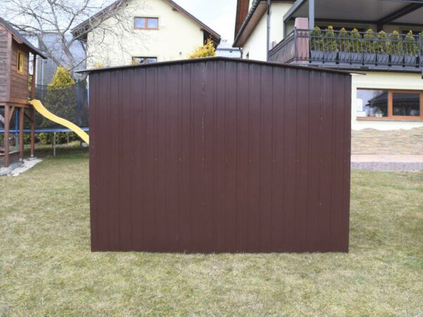 8 hinten 800x600 1