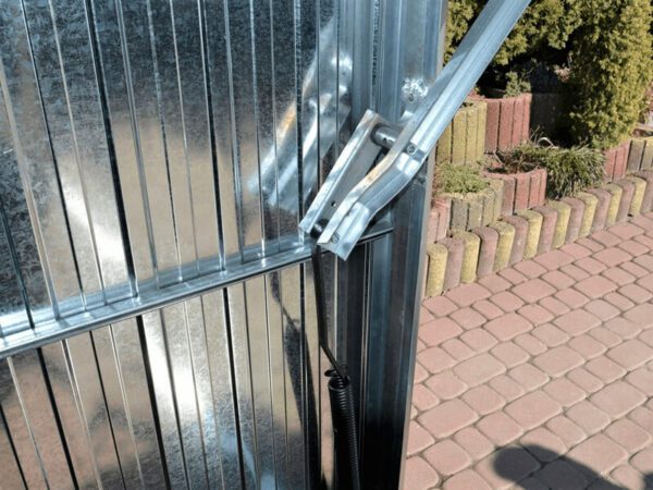 Metallgarage mit Schwingtor guenstig kaufen