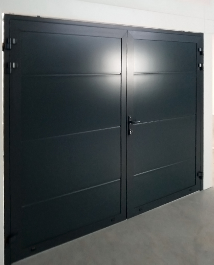 Zweiflügeltor Alu nach Maß aus ISO 40 Sektionaltor Sandwichpaneelen – Bild 3